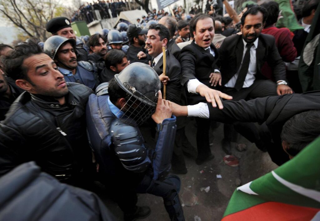 Lawyer for Overseas Pakistanis